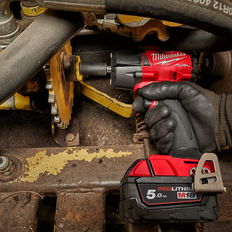 Milwaukee M18FMTIW2F12-502X FUEL Impact Wrench 1/2" 2 x 5.0Ah