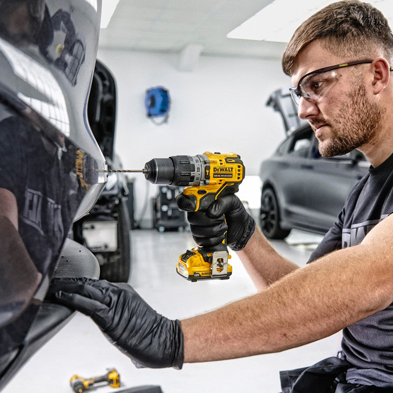 DeWalt DCD706D2-GB 12V XR Sub-Compact Hammer Drill Driver 2 x 2.0Ah