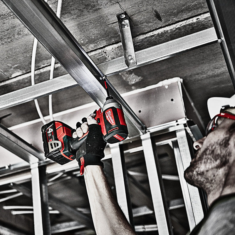 Milwaukee M18CBLID-402C Compact Brushless Impact Driver 2 x 4.0Ah