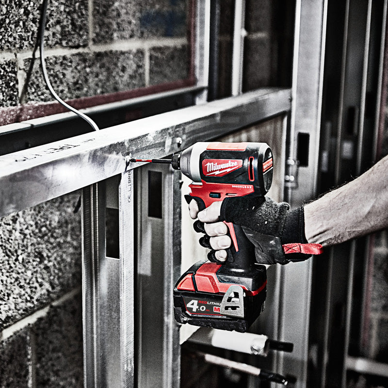 Milwaukee M18CBLID-402C Compact Brushless Impact Driver 2 x 4.0Ah