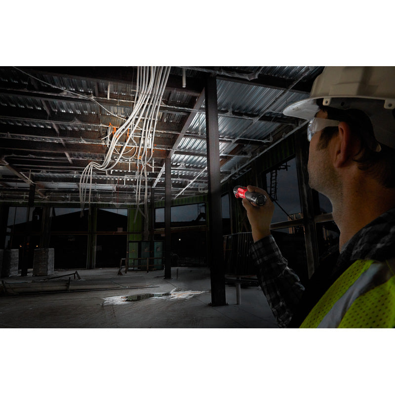 Milwaukee L4PWL-301 REDLITHIUM USB Rechargeble Pivoting Work Light 1 x 3.0Ah