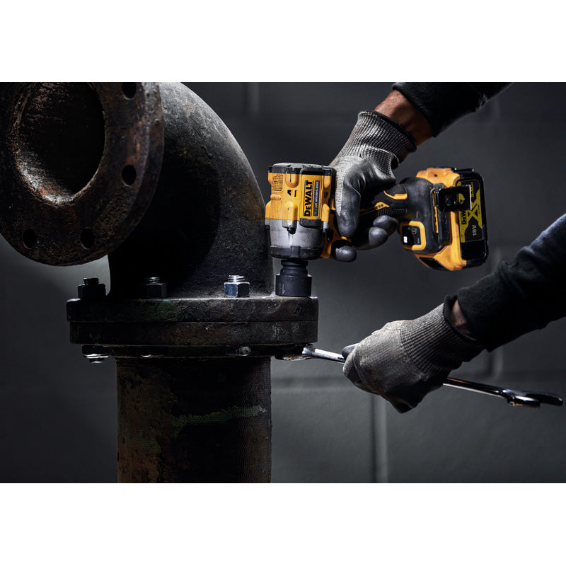 DeWalt 18V XR Brushless 3/8 Compact Impact Wrench (366Nm)  (Hog Ring Version) Body Only