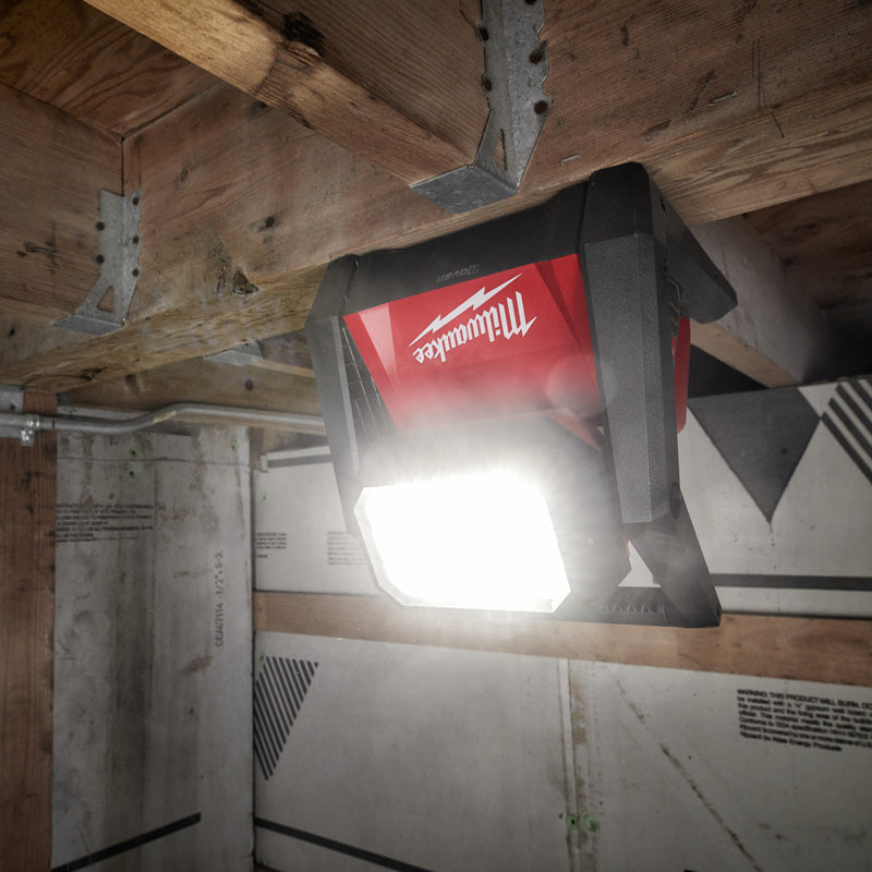 Milwaukee M18HOAL-0 High Output Area Light Body Only