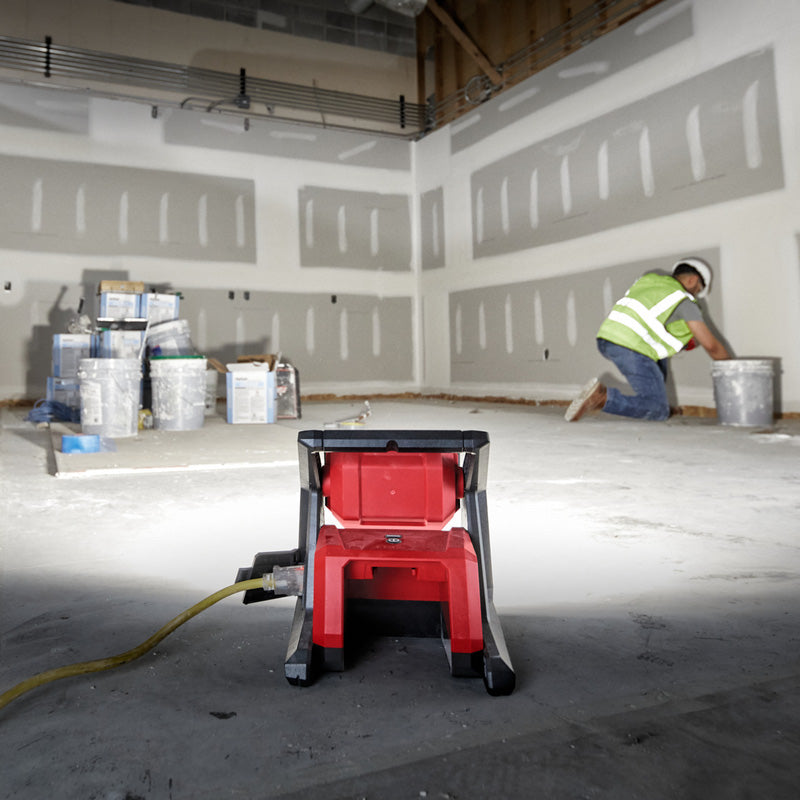 Milwaukee M18HOAL-0 High Output Area Light Body Only