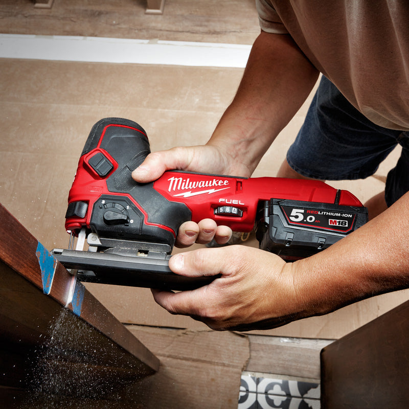 Milwaukee M18 FUEL Bodygrip Jigsaw 2 x 5.0Ah