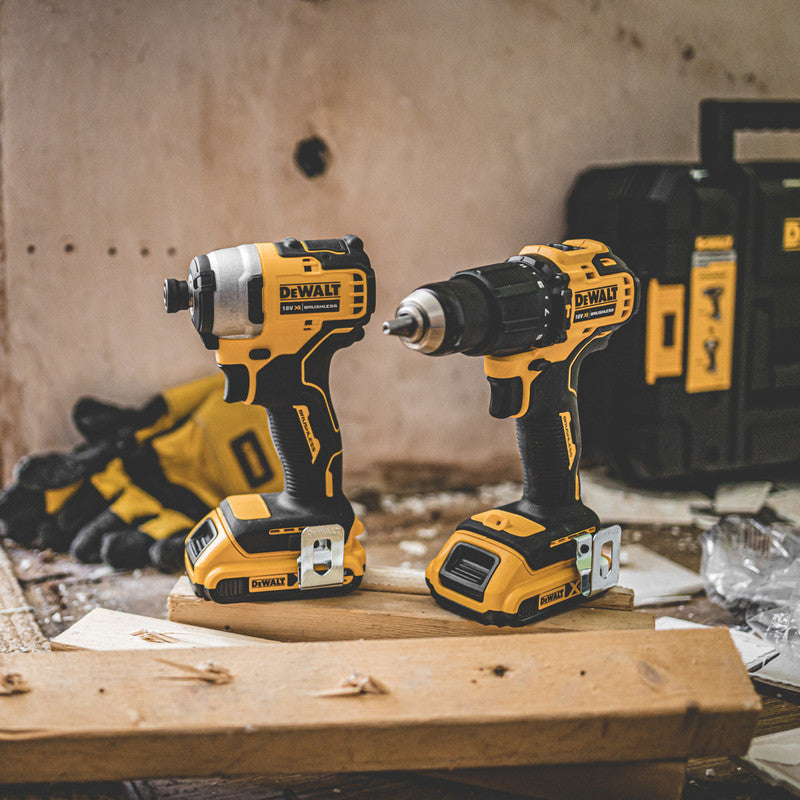 DeWalt DCK2062D2T-GB 18V XR Brushless Compact Combi Drill & Impact Driver Twin Pack 2 x 2.0Ah
