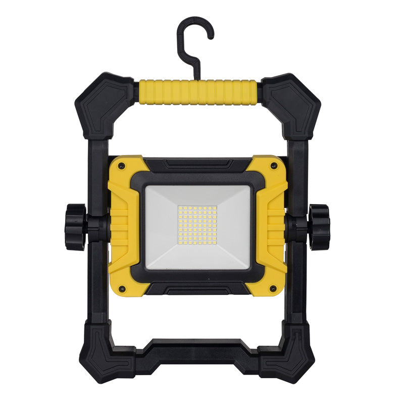 Wessex 240V LED Portable Work Light IP54 50W with Socket