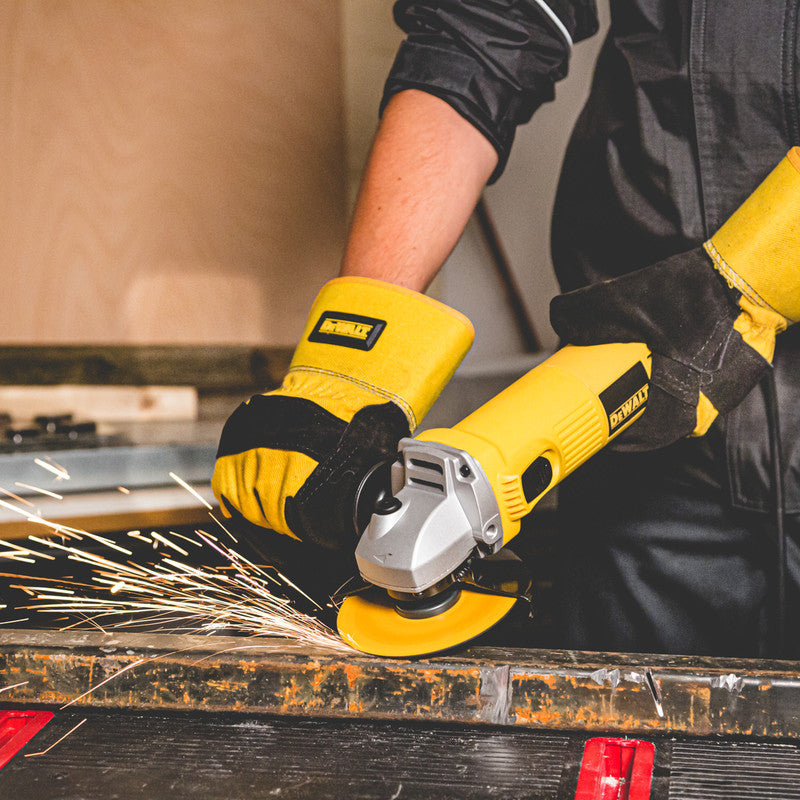 DeWalt DWE4016-GB 730W 115mm Angle Grinder 240V