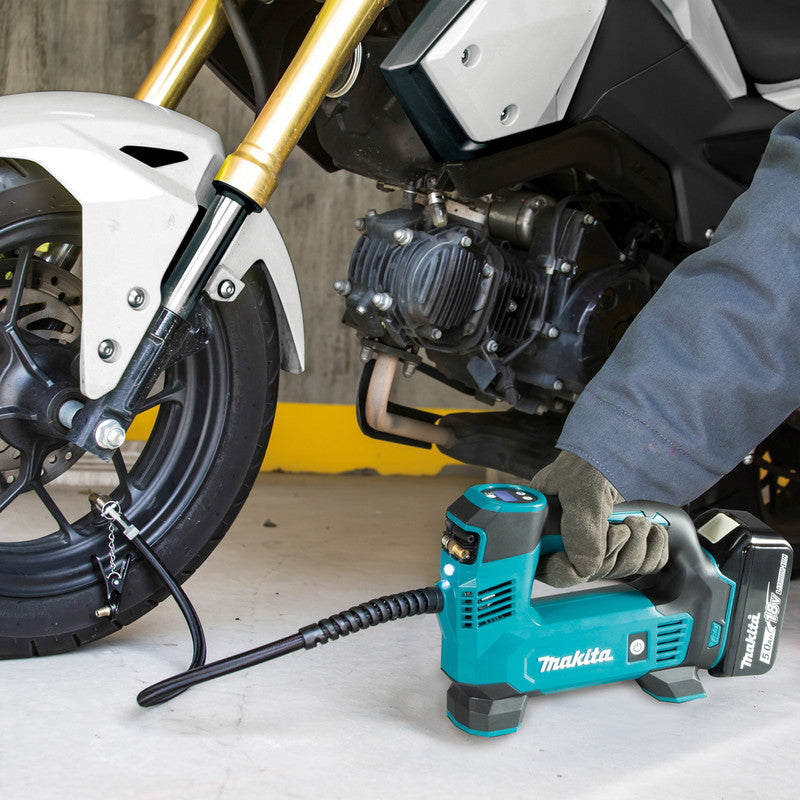 Makita 18V LXT Inflator Body Only