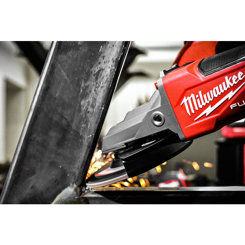 Milwaukee M18 FSAGF125XPDB-0X FUEL 125mm Braking Flathead Small Angle Grinder Gen II Body only