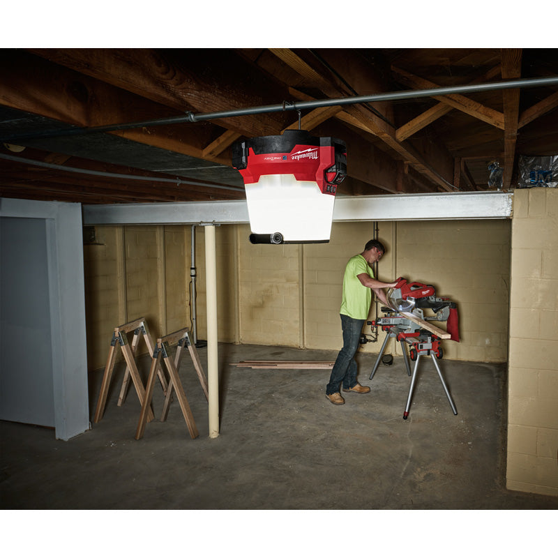 Milwaukee M18 Compact Site Light Single Pack With 110v Output Body Only