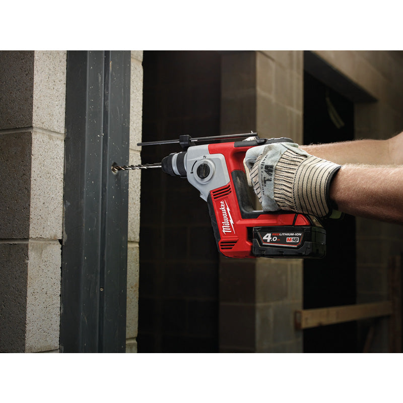 Milwaukee M18 Compact SDS+ 2-mode Rotary Hammer 2 x 4.0Ah