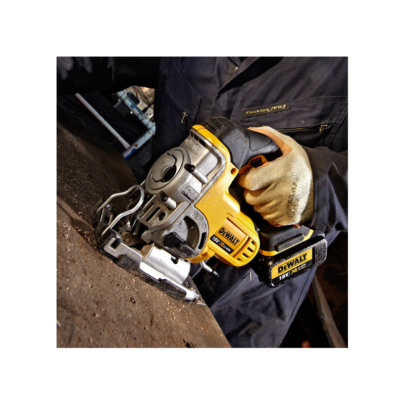 DeWalt DCS331N-XJ 18V XR Cordless Jigsaw Body Only