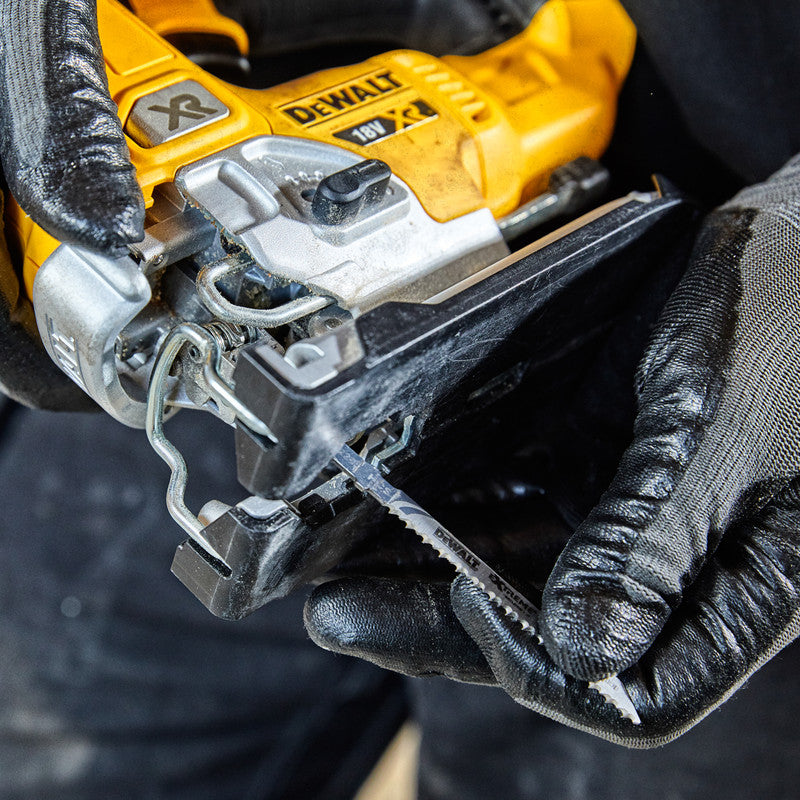 DeWalt DCS334N-XJ 18V Brushless Jigsaw Body Only